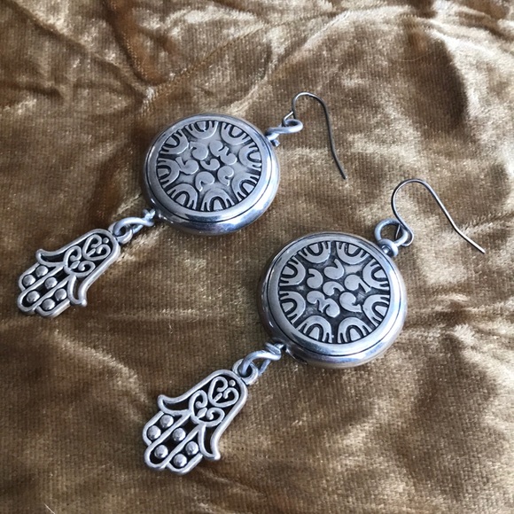 Hamsa Hand Dangle Earrings Silver Tone Bohemian Eclectic Handmade Lightweight - Picture 2 of 2